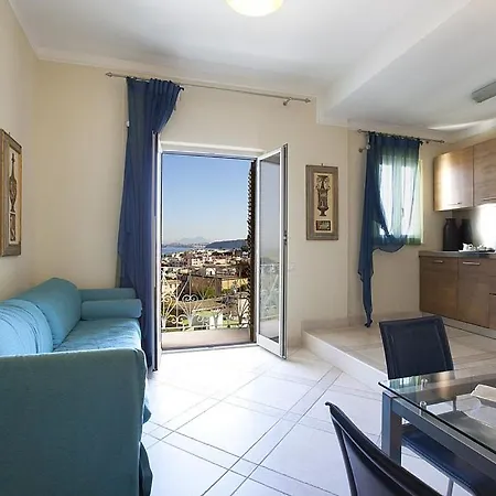 Ischia Sleeps 4 Air Con Wifi 아파트 *